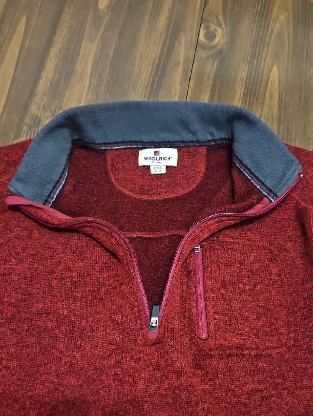 Woolrich Men's Red Half-Zip Fleece Pullover - Picture 7 of 8